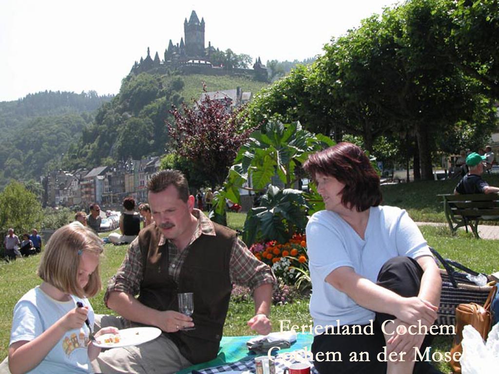 Ferienwohnungen Ferienland Cochem Брутиг-Фанкел Екстериор снимка